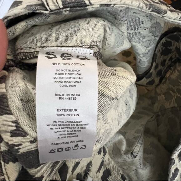 Sea New York Leo Animal Print Crop Pants - Picture 7 of 8